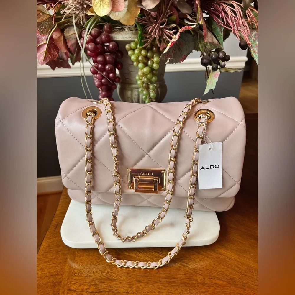 Aldo Muted Pink Quilted Chain Strap Crossbody Bag w/Lovely Gold Hardware (NWT) - Picture 12 of 12